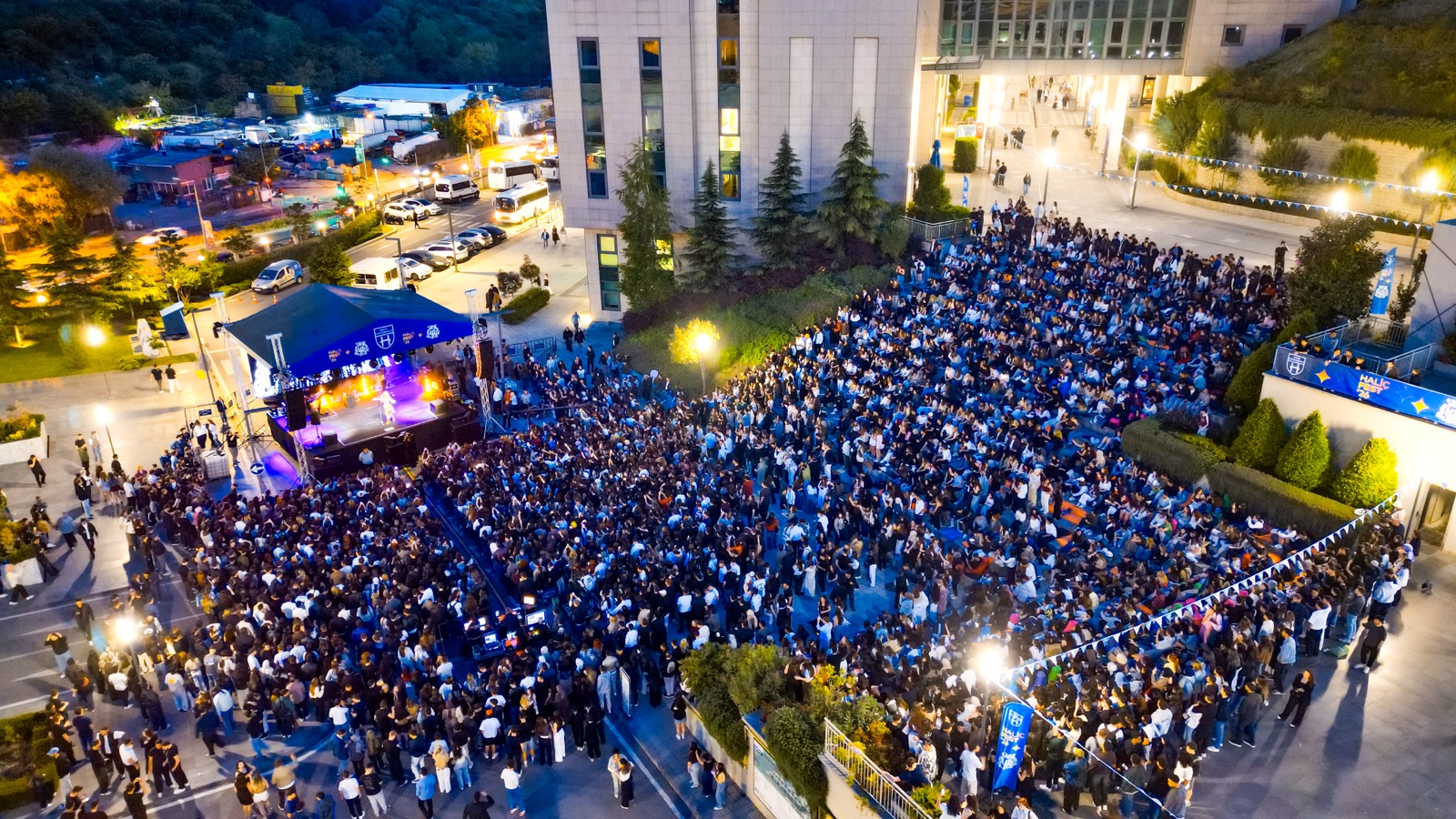 Haliç Üniversitesi kampüs 3